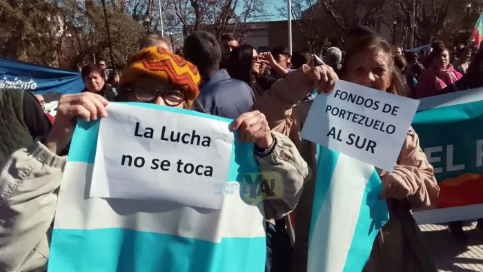 En imÃ¡genes: la movilizaciÃ³n tambiÃ©n tiene su capÃ­tulo en la plaza San MartÃ­n